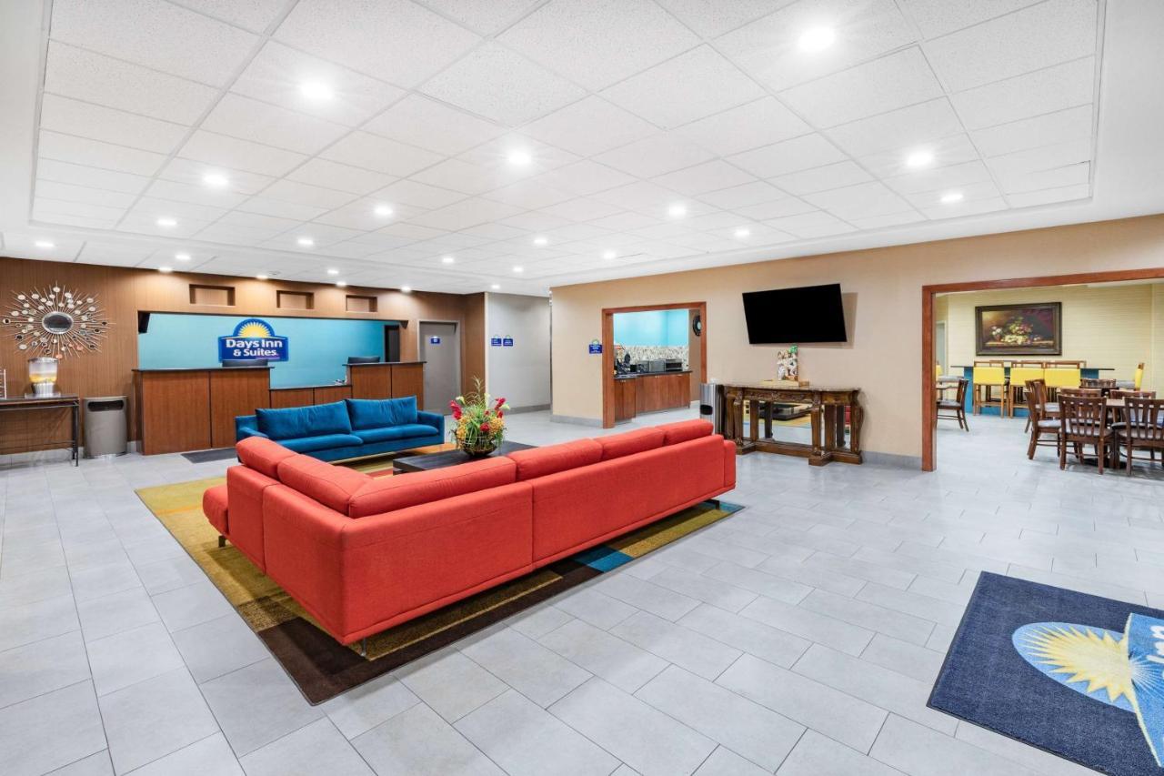 Days Inn & Suites By Wyndham San Antonio Near Frost Bank Center Luaran gambar