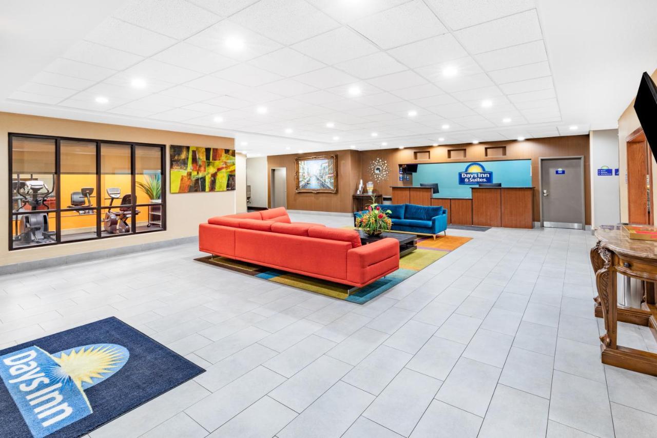 Days Inn & Suites By Wyndham San Antonio Near Frost Bank Center Luaran gambar